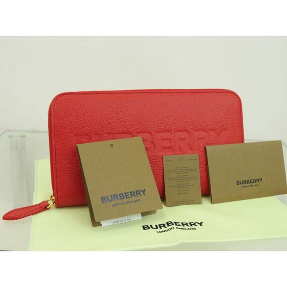 BURBERRY ELMORE RED LOGO EMBOSSED LEATHER ZIP AROUND CLUTCH CONTINENTAL WALLET - Picture 3 of 15